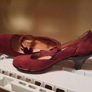 Sofft Burgundy Heels